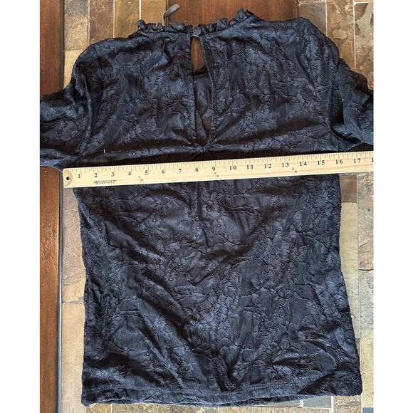 Anthropology Black Lace Top Key Hole Back Button Ruffle Neck Sz Small Women - Picture 4 of 6